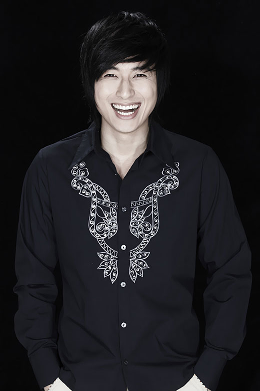 歌手イ・ジフン、東京で３月末に誕生日パーティー兼ねたファンミ
