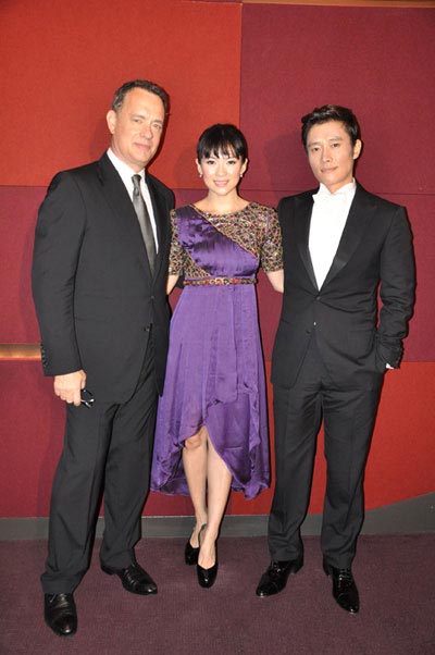 イ・ビョンホン、トム・ハンクスらとレッドカーペット